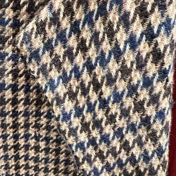 Vintage Men’s Houndstooth Blazer with Brown Collar festive red lining. - Picture 5 of 8
